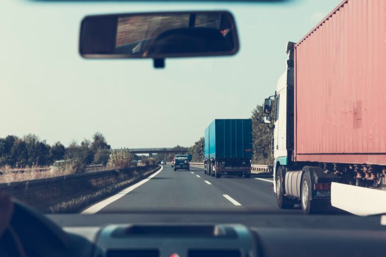 Ohio Man, 59-year-old Joel Simpson, Dies In Crash on Wyoming Interstate 80